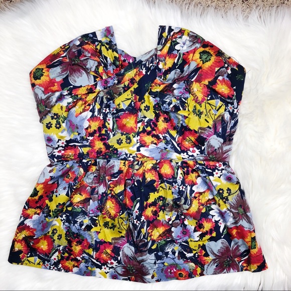 Anthropologie Tops - Anthro Porridge Strapless Floral Top Size 4
